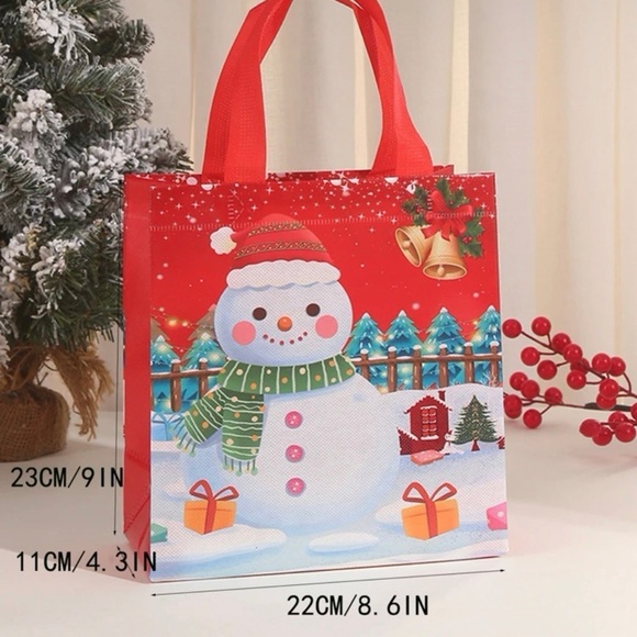 Christmas Gift Bags 12pack - Picture 2 of 5